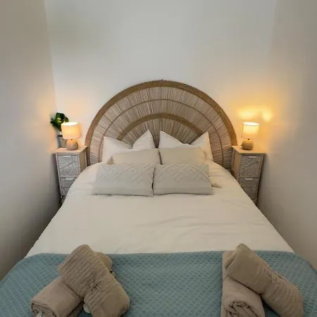 Le Boheme - Balcon Vue Jardin - Clim - Place De Parking - Wifi - 5min דירה *